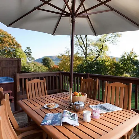 Copper Beech Lodge With Hot Tub Cupar Exterior photo